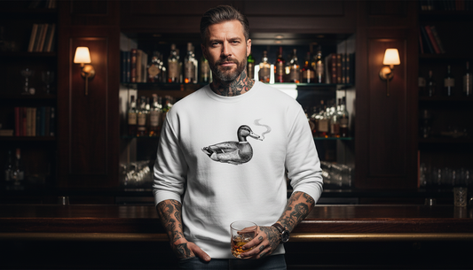 Herrtröja med grafisk design från Duck – Smoking Duck Streetwear Crewneck